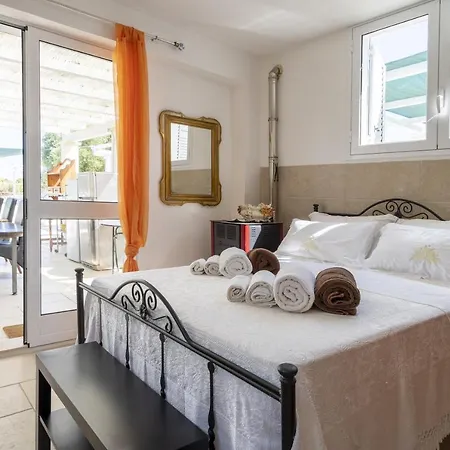 Villa Trullo Roma With Pool -